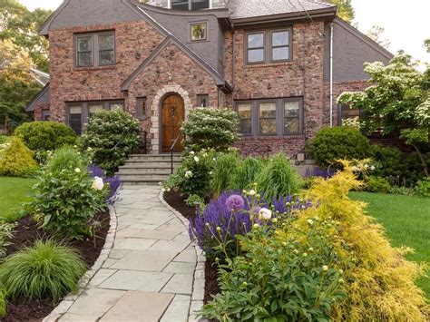 tudor house landscaping|tudor house pinterest.